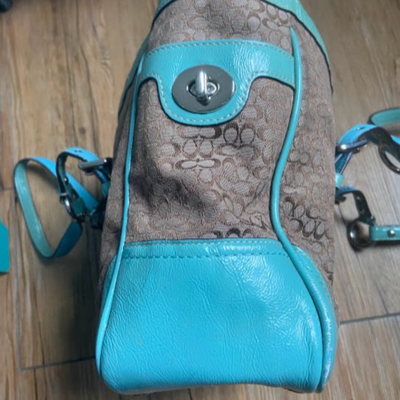 Coach Gallery Signature Jacquard, Tan Patent Satchel Shoulder Bag #D0878-F12346 - Picture 5 of 7